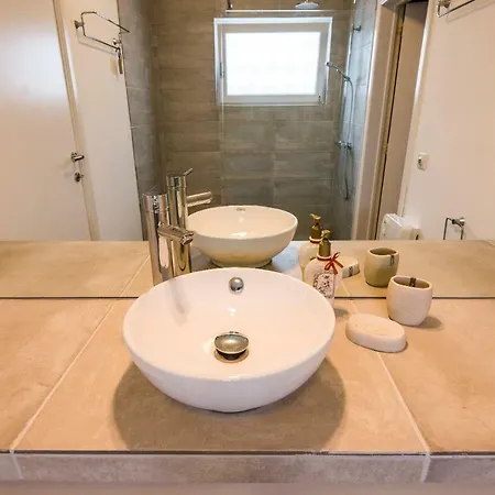 Le De Catherine Esneux