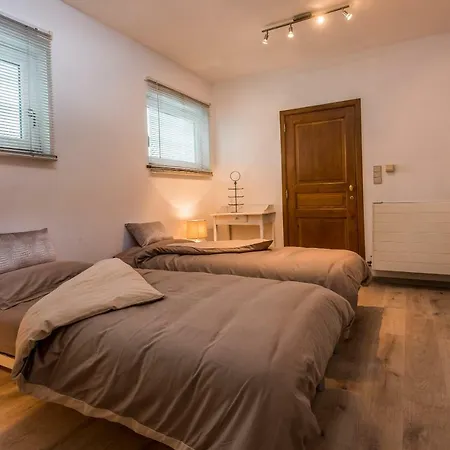 Semesterbostad Le De Catherine *