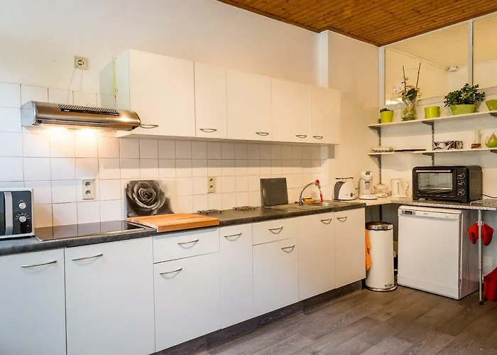 Le De Catherine Esneux